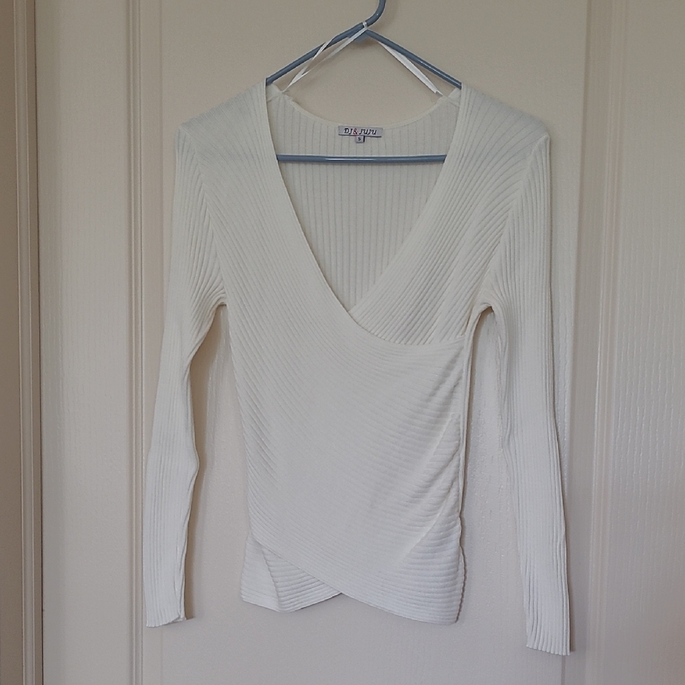DJ & JUJU White Fitted Ribbed Top Size S